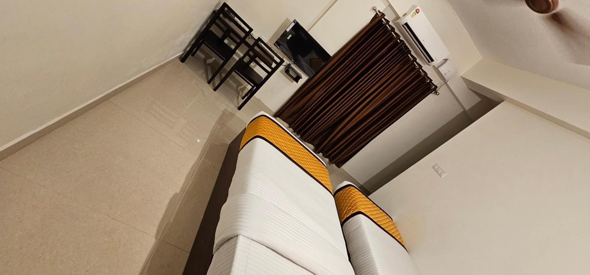 Blueway Residency Downtown Hotel تريفِندرم المظهر الخارجي الصورة
