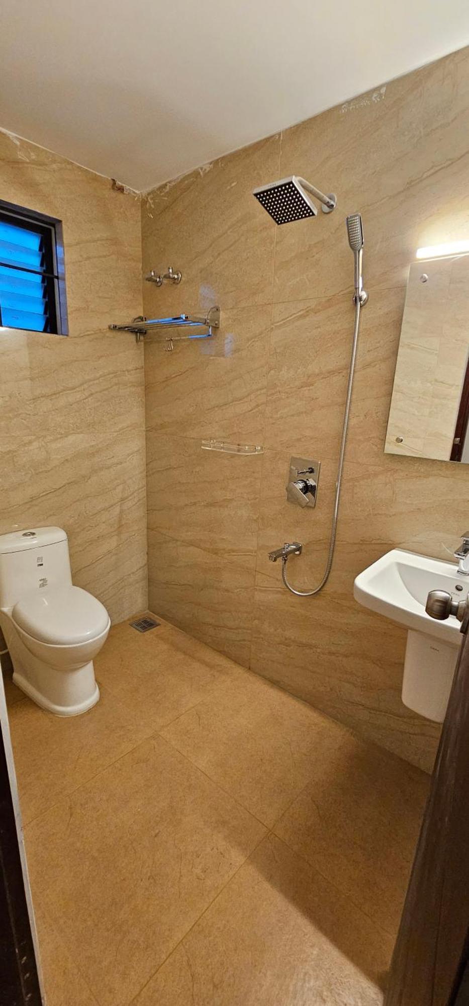 Blueway Residency Downtown Hotel تريفِندرم المظهر الخارجي الصورة