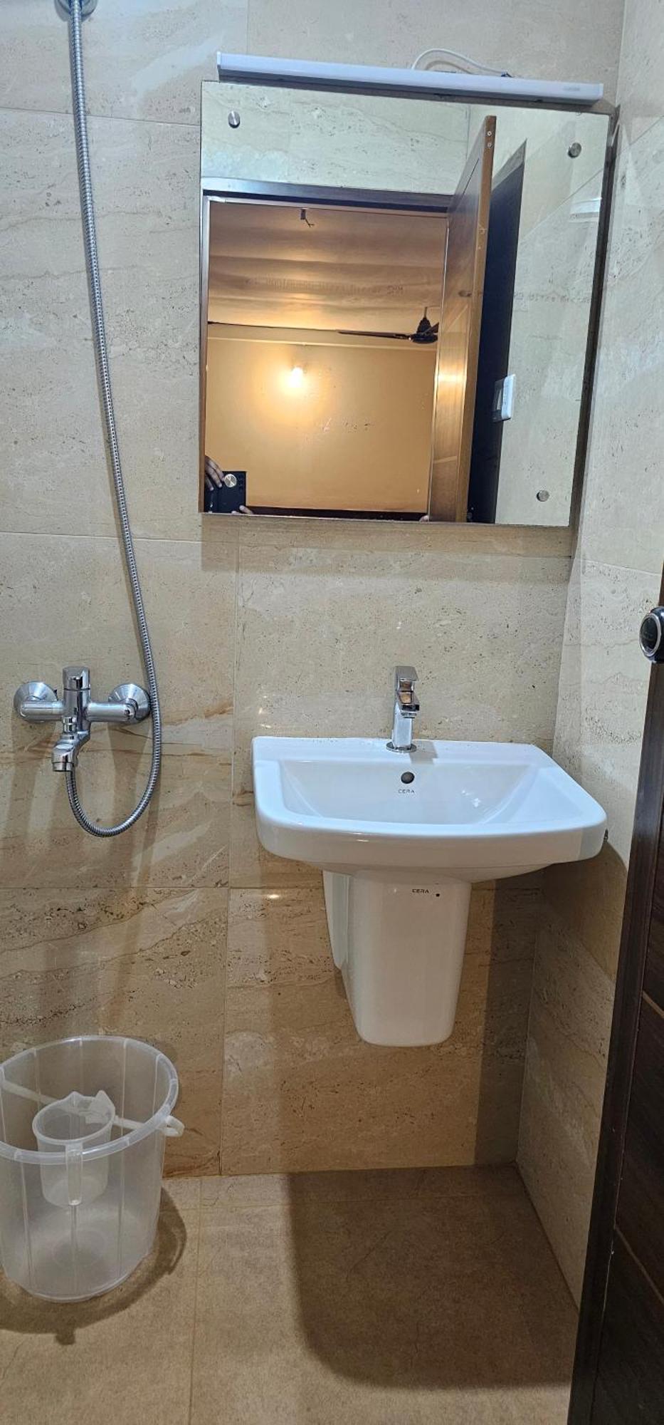 Blueway Residency Downtown Hotel تريفِندرم المظهر الخارجي الصورة