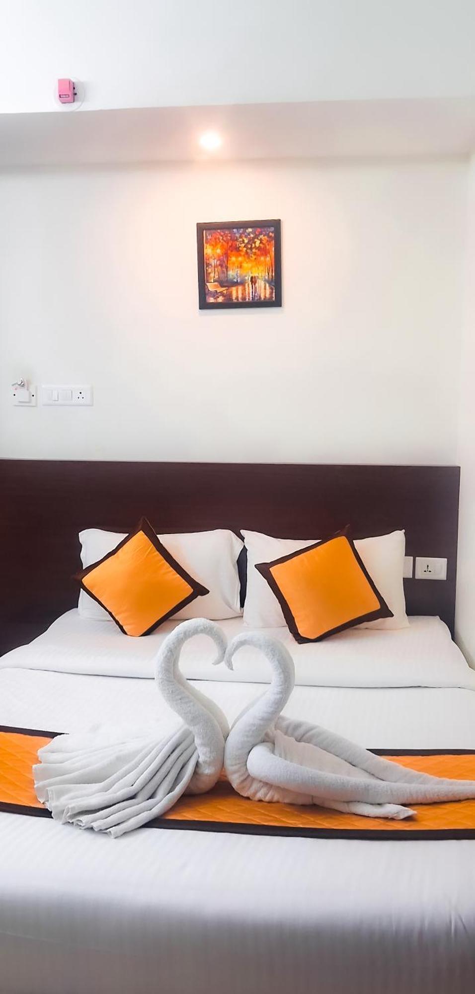 Blueway Residency Downtown Hotel تريفِندرم المظهر الخارجي الصورة