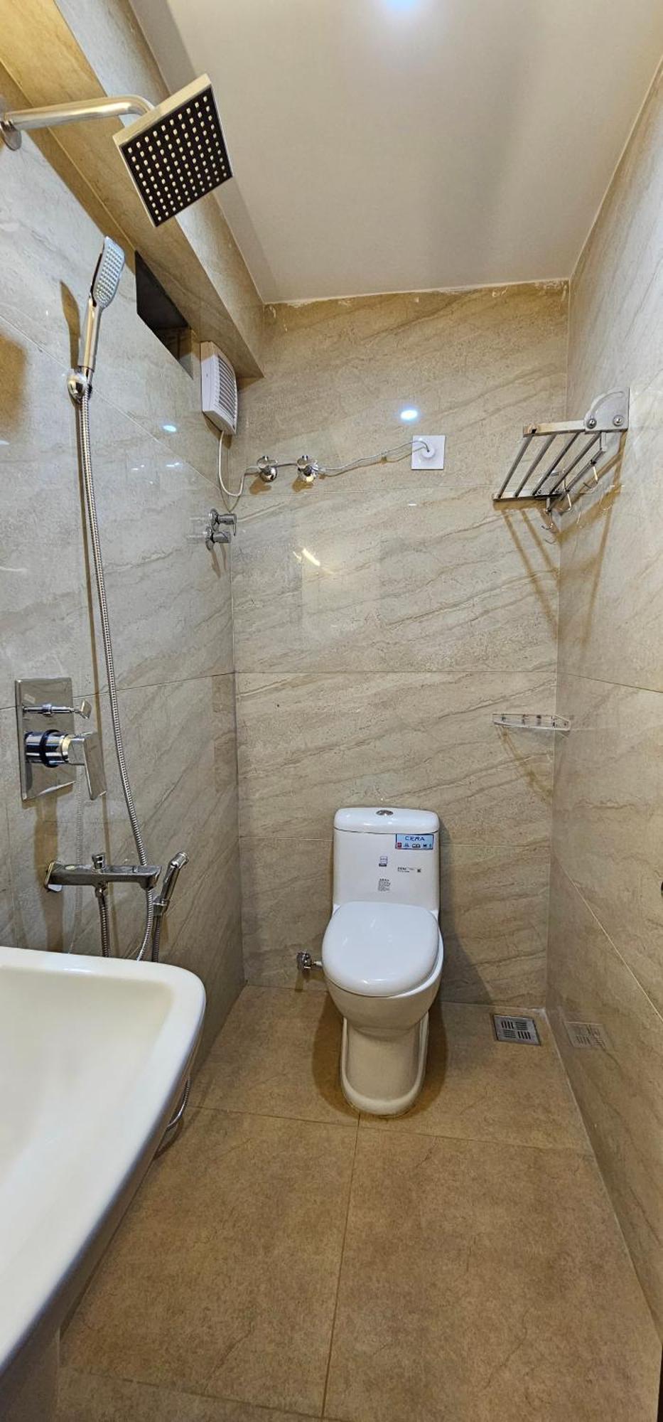 Blueway Residency Downtown Hotel تريفِندرم المظهر الخارجي الصورة