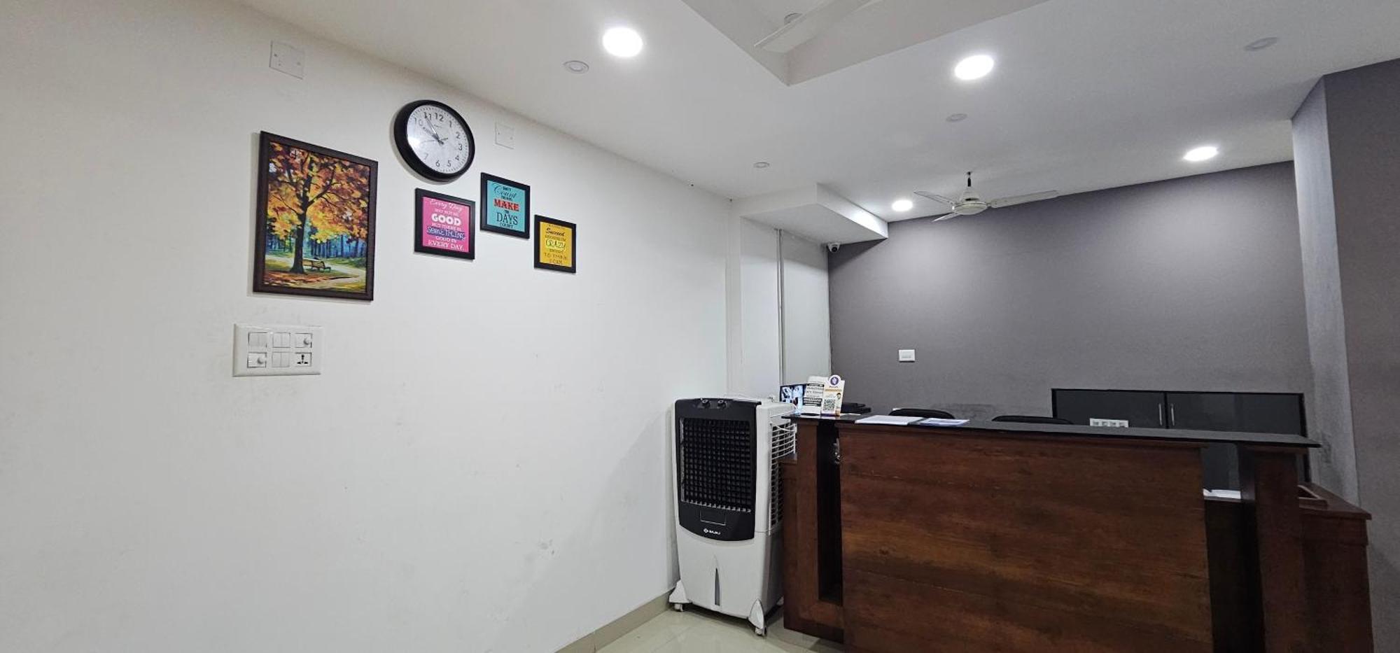 Blueway Residency Downtown Hotel تريفِندرم المظهر الخارجي الصورة